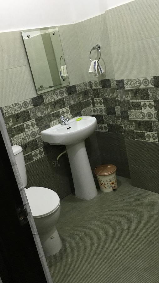 De Agya Paradise Hotell Ludhiana Exteriör bild