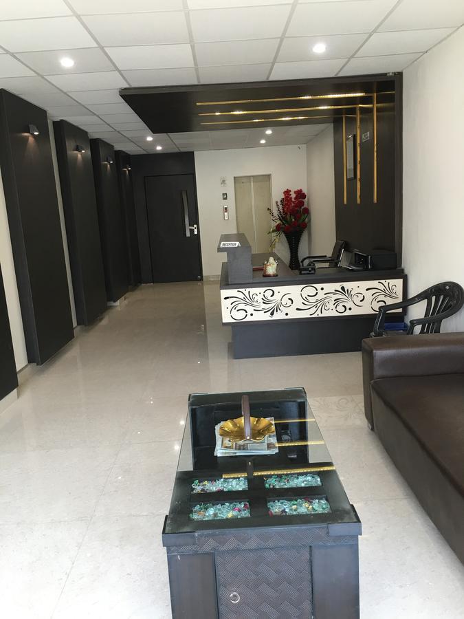 De Agya Paradise Hotell Ludhiana Exteriör bild