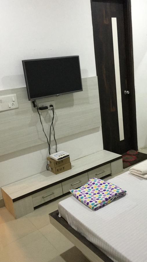 De Agya Paradise Hotell Ludhiana Exteriör bild